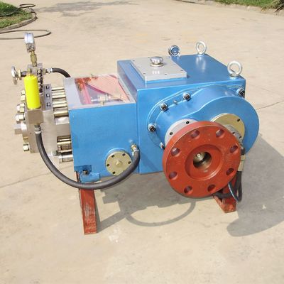 Horizontaler austauschender Wasser-Hochdruckbläser der Tauchkolbenpumpe-550 der Stangen-90kw