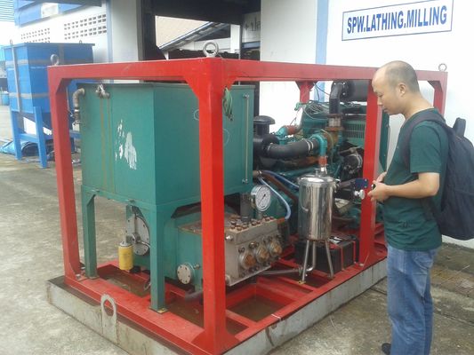 90kw 1500bar Wasserstrahgeräte Industriewasserstrahmaschine